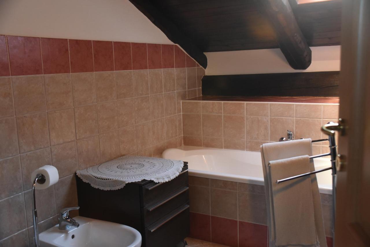 Agriturismo La Ca 'D Majin Poirino Exteriér fotografie